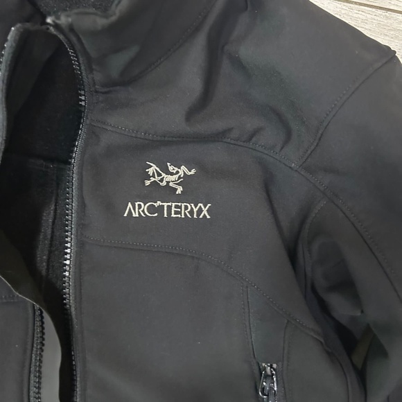 Arc’teryx jacket - Picture 2 of 4